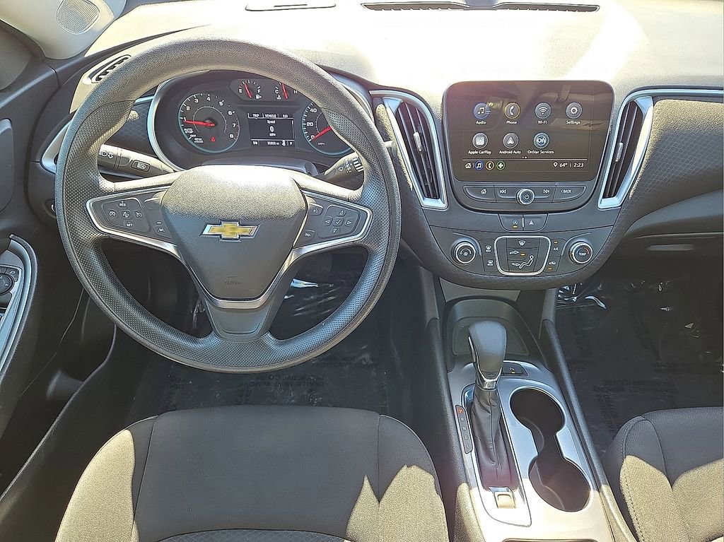 Used 2025 Chevrolet Malibu LS FWD image 16