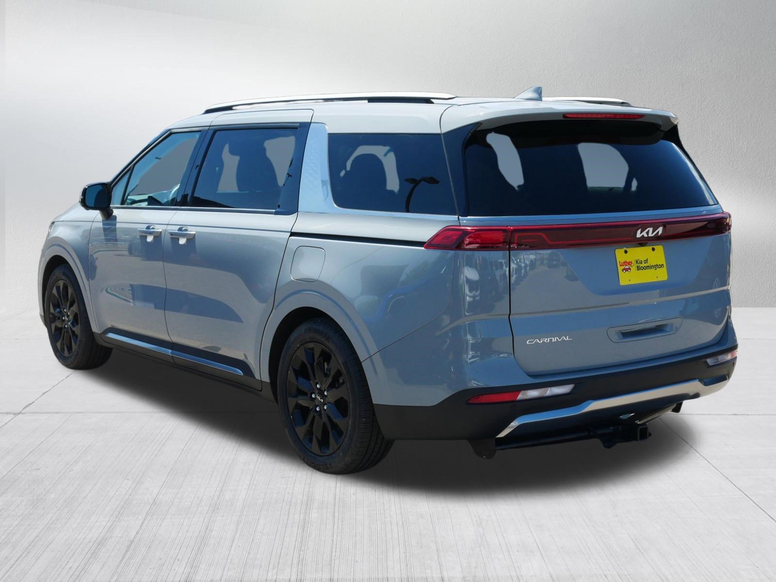 Used 2024 Kia Carnival SX Prestige FWD image 5