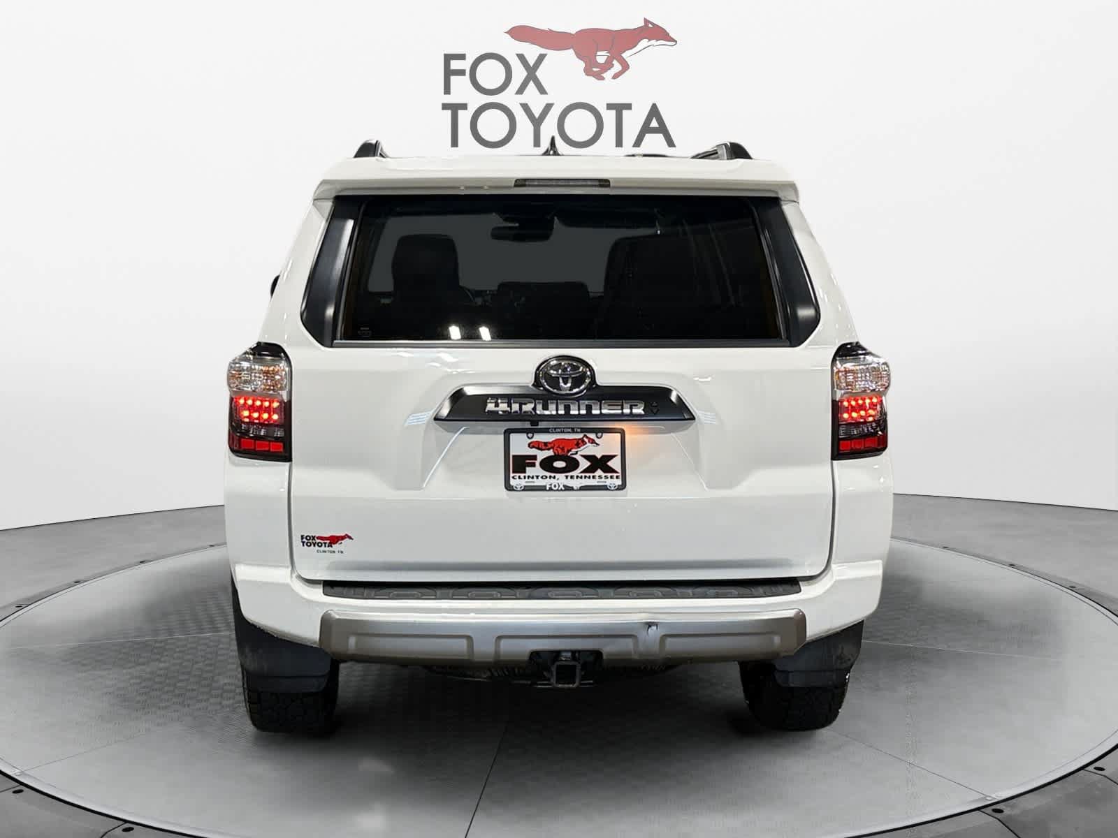 Used 2020 Toyota 4Runner TRD Off-Road Premium w/ Moonroof Package AWD/4WD image 5