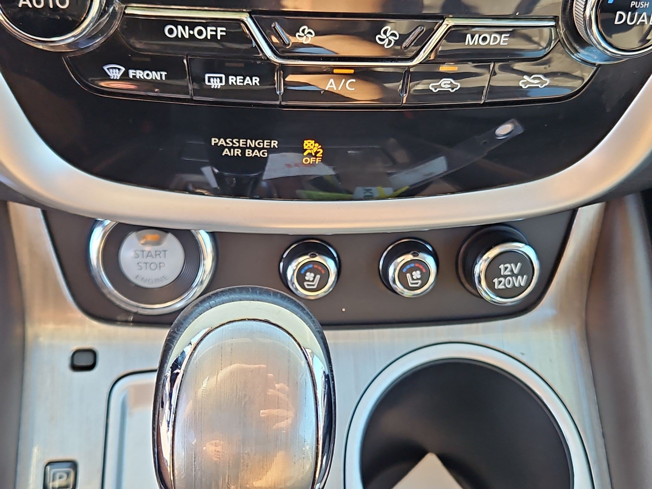 Used 2015 Nissan Murano Platinum w/ Platinum Technology Package FWD image 23
