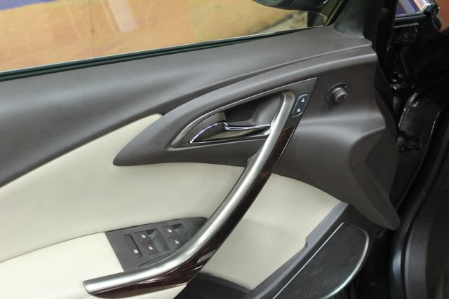 Used 2016 Buick Verano Convenience FWD image 13