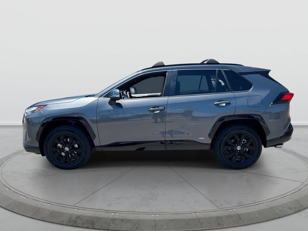Used 2023 Toyota RAV4 SE w/ Convenience Package AWD/4WD image 5