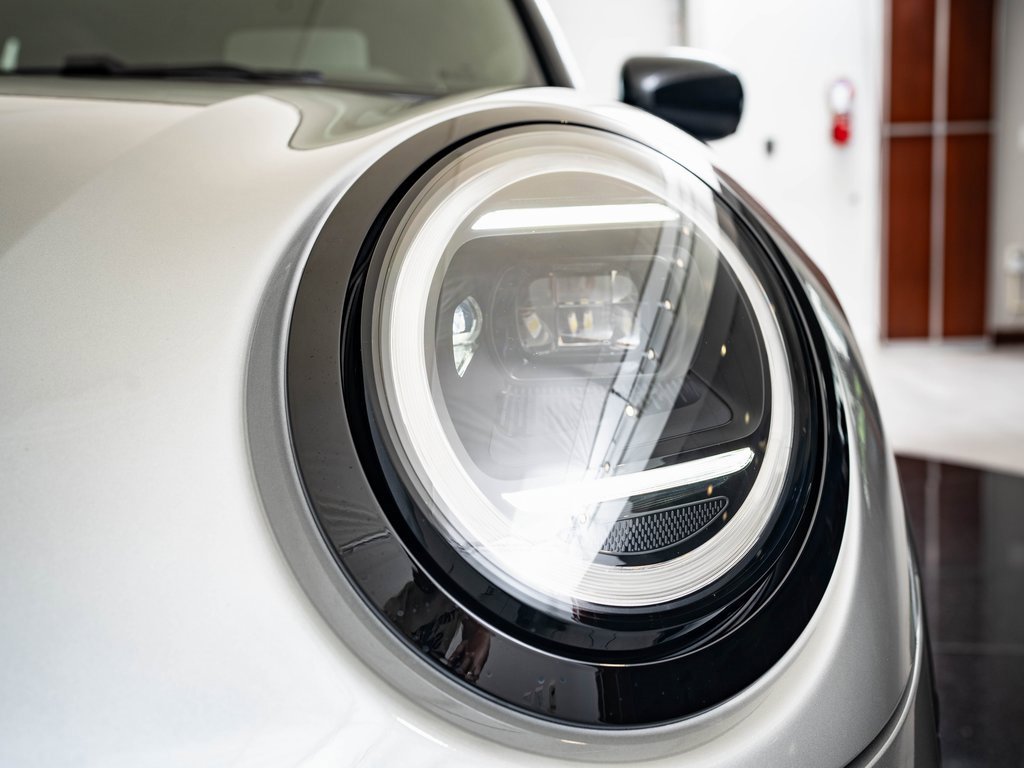 Certified 2025 MINI Cooper S image 16