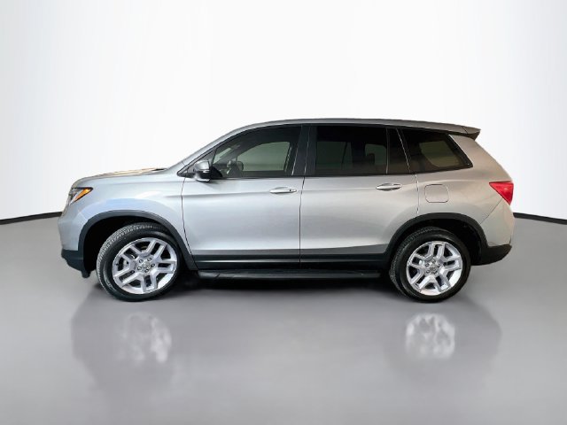 Used 2025 Honda Passport EX-L image 5