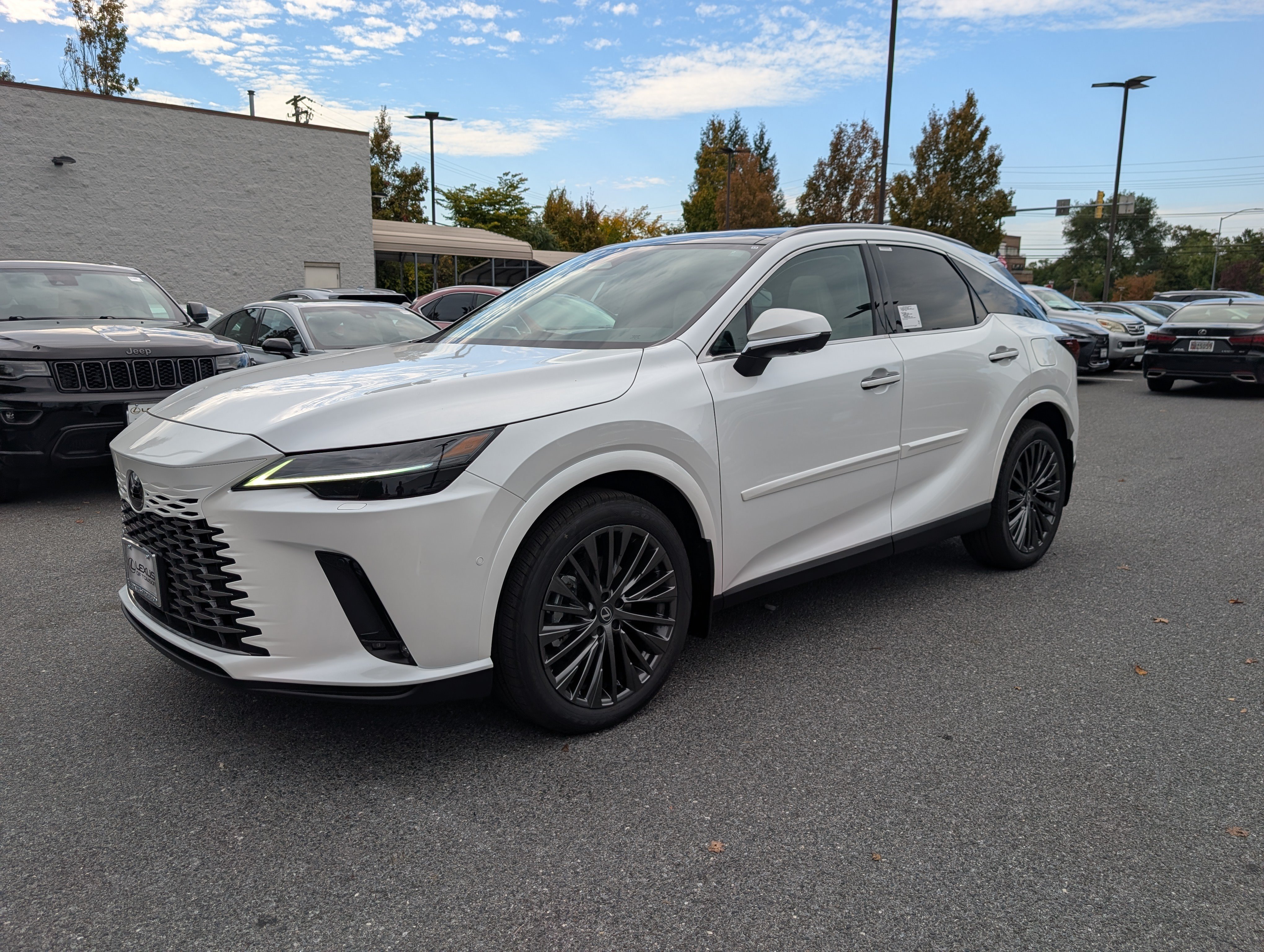 New 2026 Lexus RX 350h AWD/4WD image 4