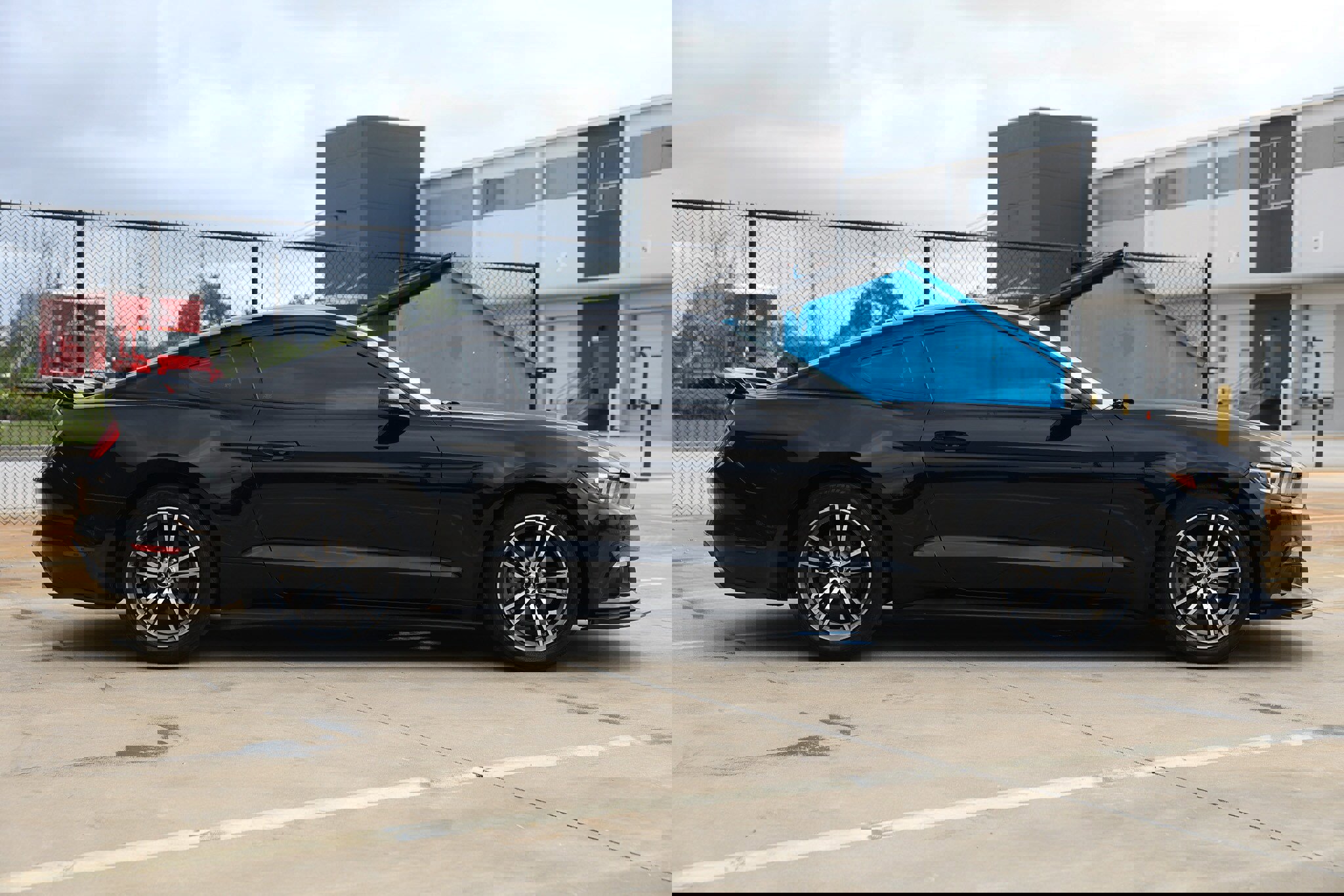 Used 2017 Ford Mustang Premium image 19