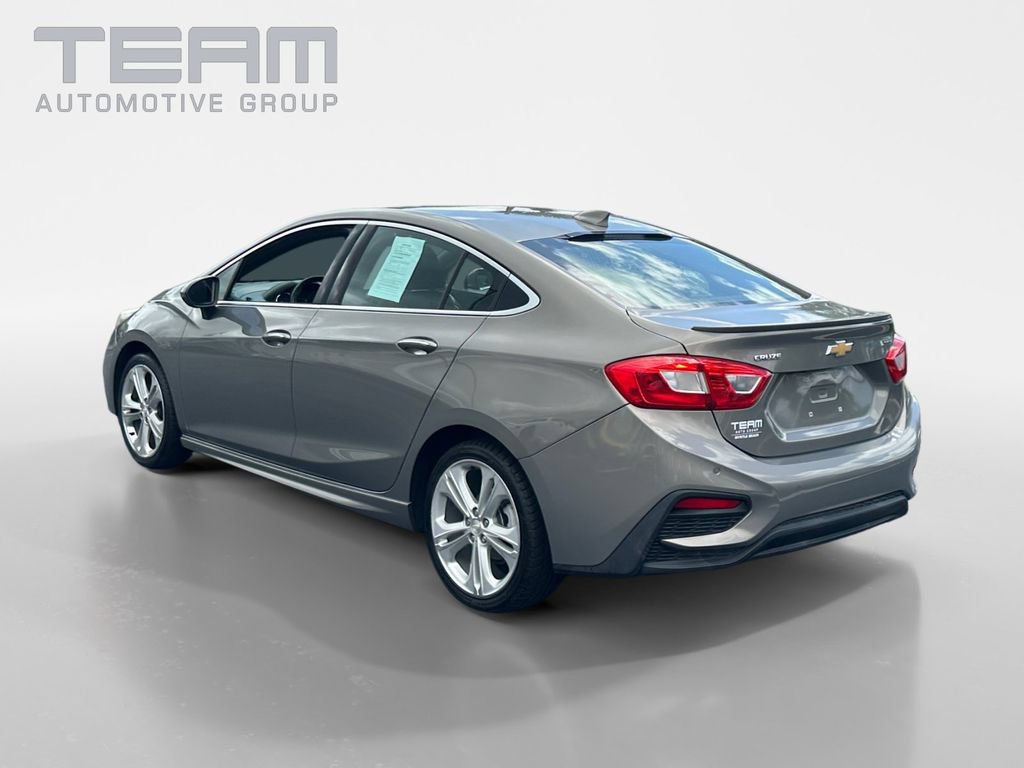 Used 2017 Chevrolet Cruze Premier FWD image 5