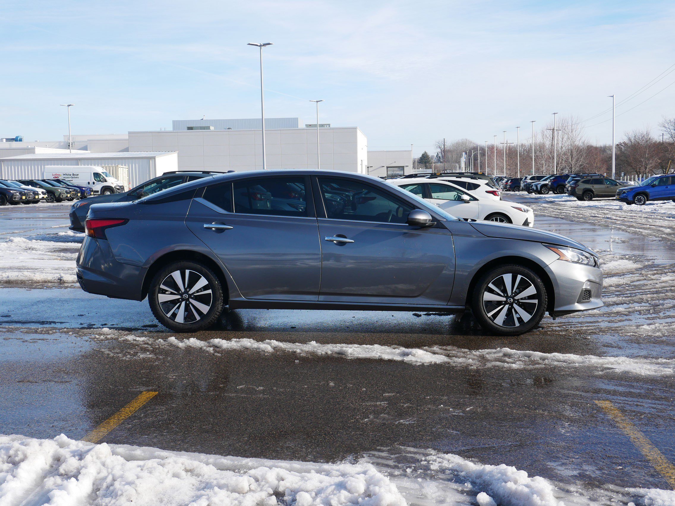 Used 2022 Nissan Altima 2.5 SV image 13