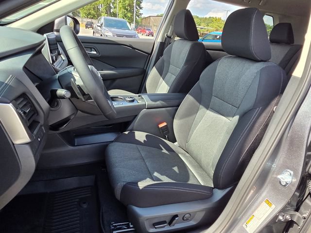 New 2026 Nissan Rogue SV AWD/4WD image 9