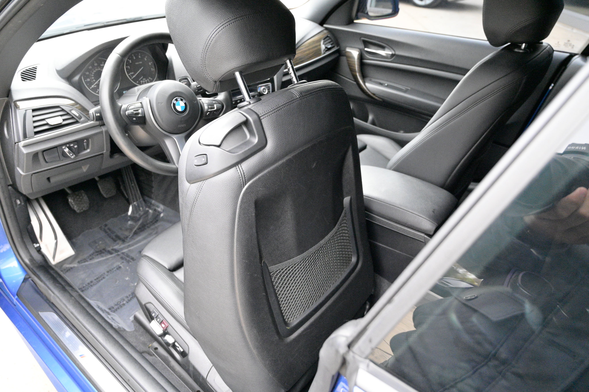 Used 2016 BMW M235i Convertible image 21