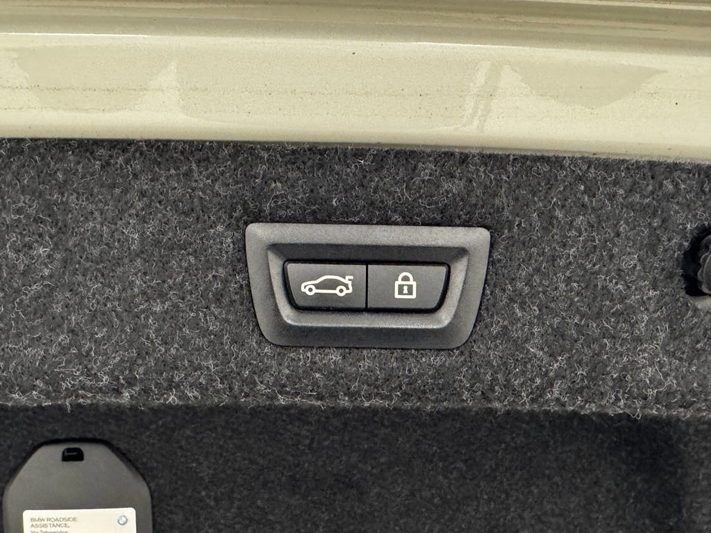 Used 2022 BMW 530i xDrive w/ M Sport Package image 42