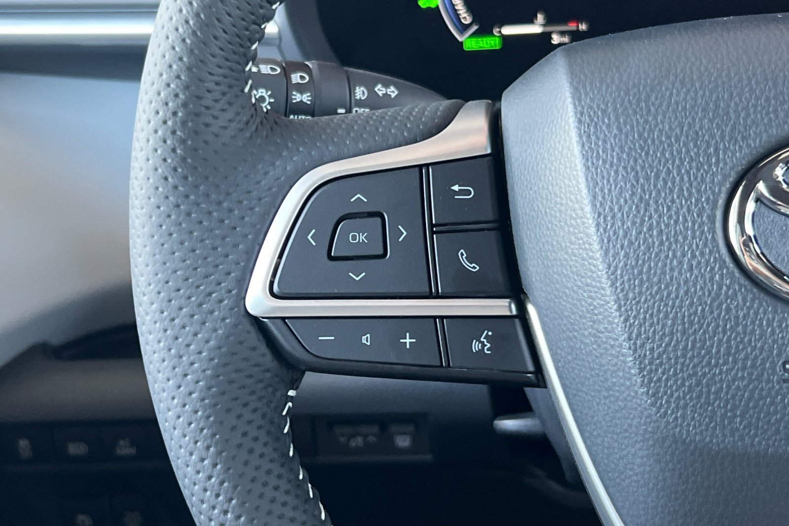 New 2026 Toyota Sienna XSE AWD/4WD image 30
