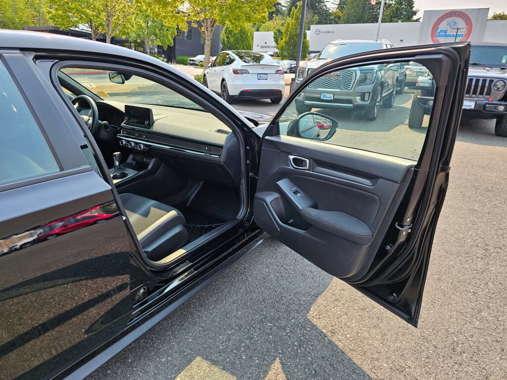 Used 2024 Honda Civic Sport Touring image 27