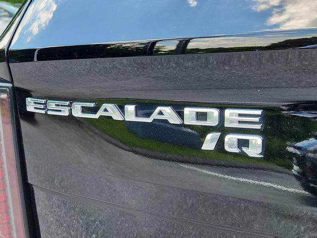 Certified 2025 Cadillac Escalade IQ Luxury 2 w/ LPO, Premium Carpet Package AWD/4WD image 30