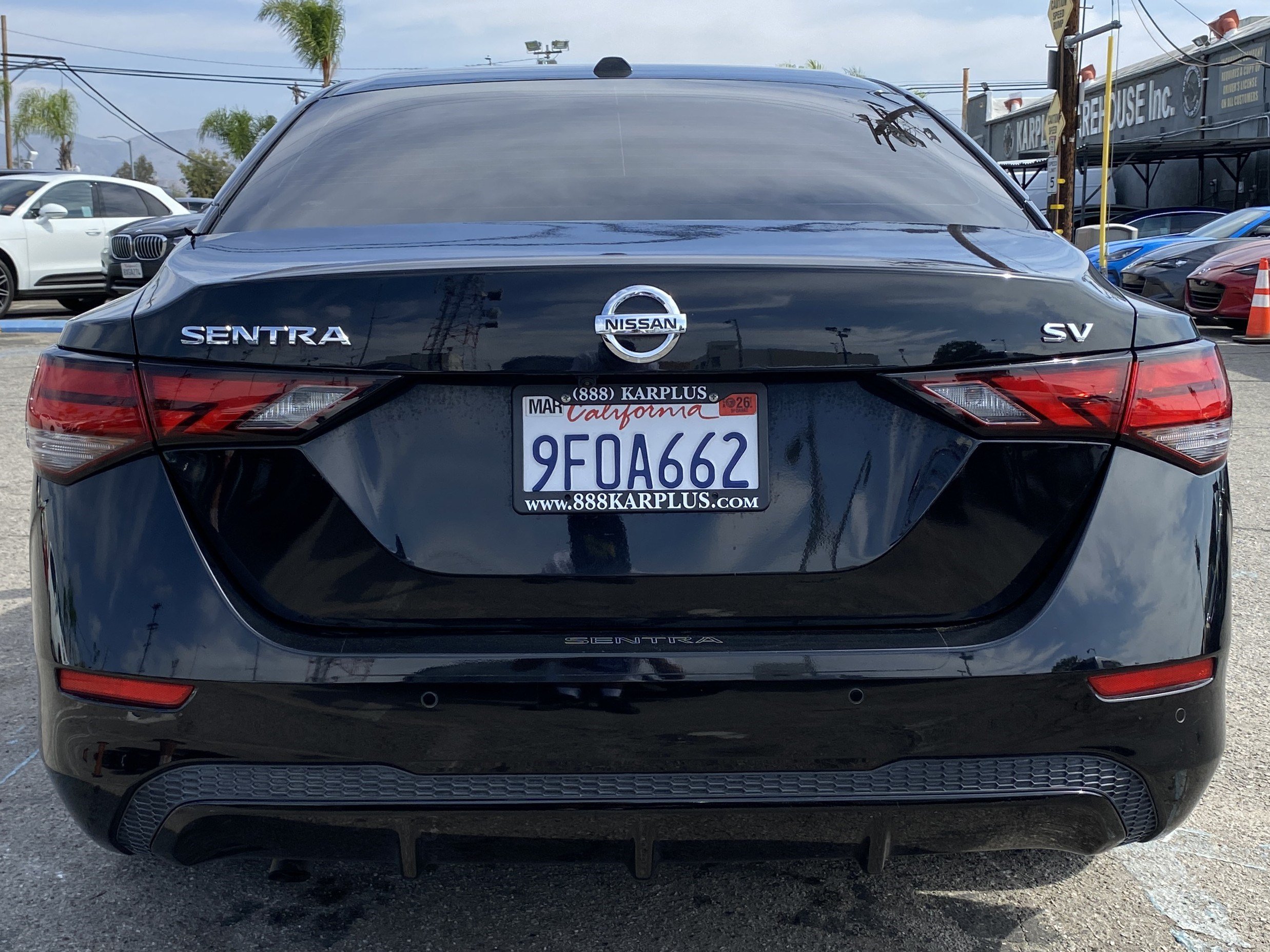 Used 2023 Nissan Sentra SV w/ SV Premium Package FWD image 8