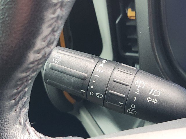 Used 2023 Ford Bronco Badlands image 37