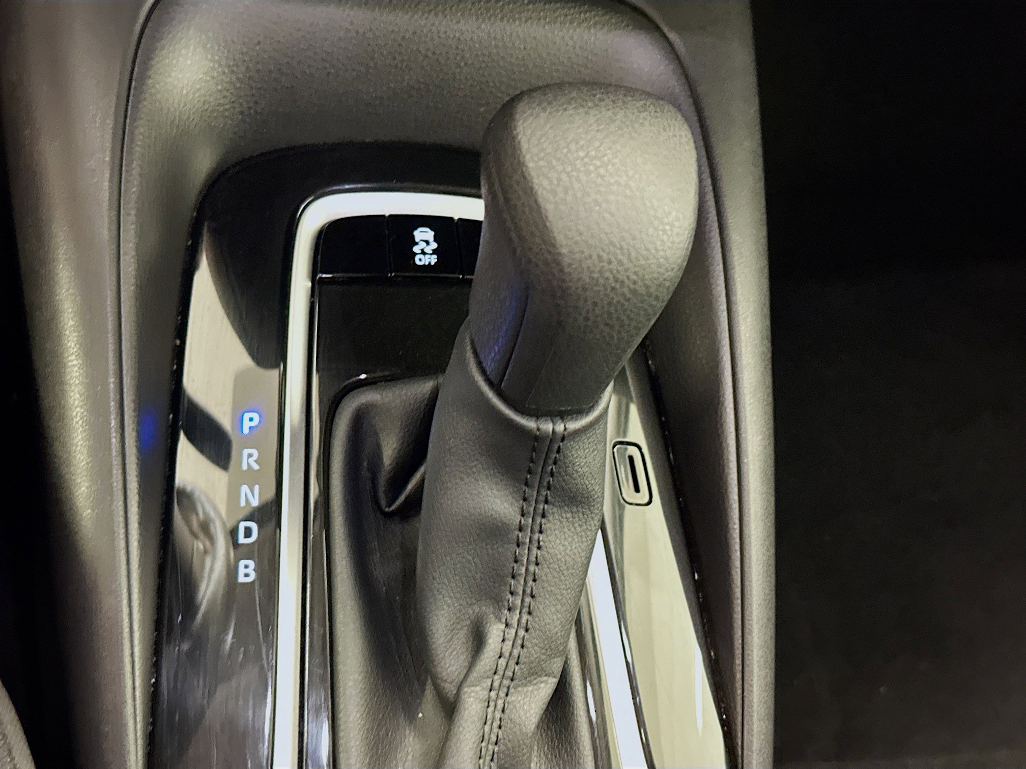 Used 2025 Toyota Corolla LE image 25