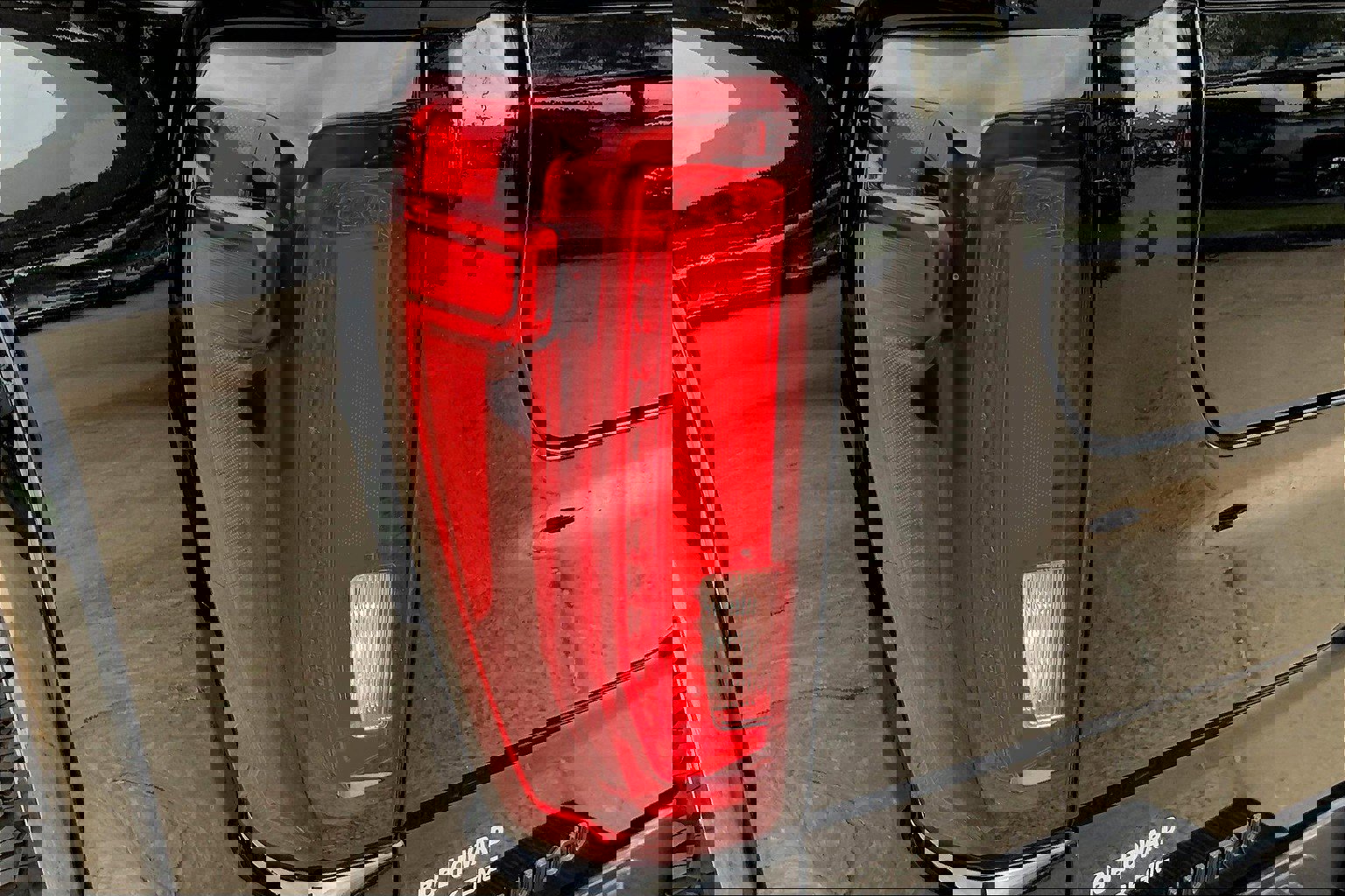 New 2025 GMC Sierra 1500 AT4 w/ AT4 Premium Package image 14