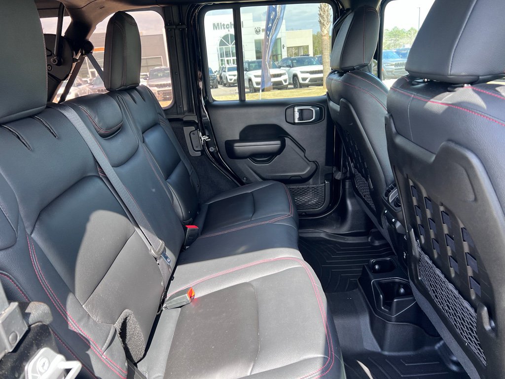 Used 2020 Jeep Wrangler Unlimited Rubicon w/ Safety Group image 12