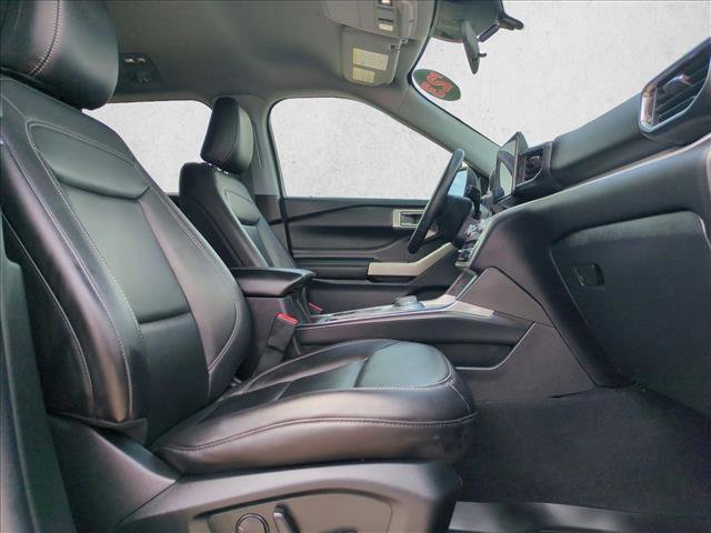 Used 2023 Ford Explorer XLT w/ Equipment Group 202A image 22