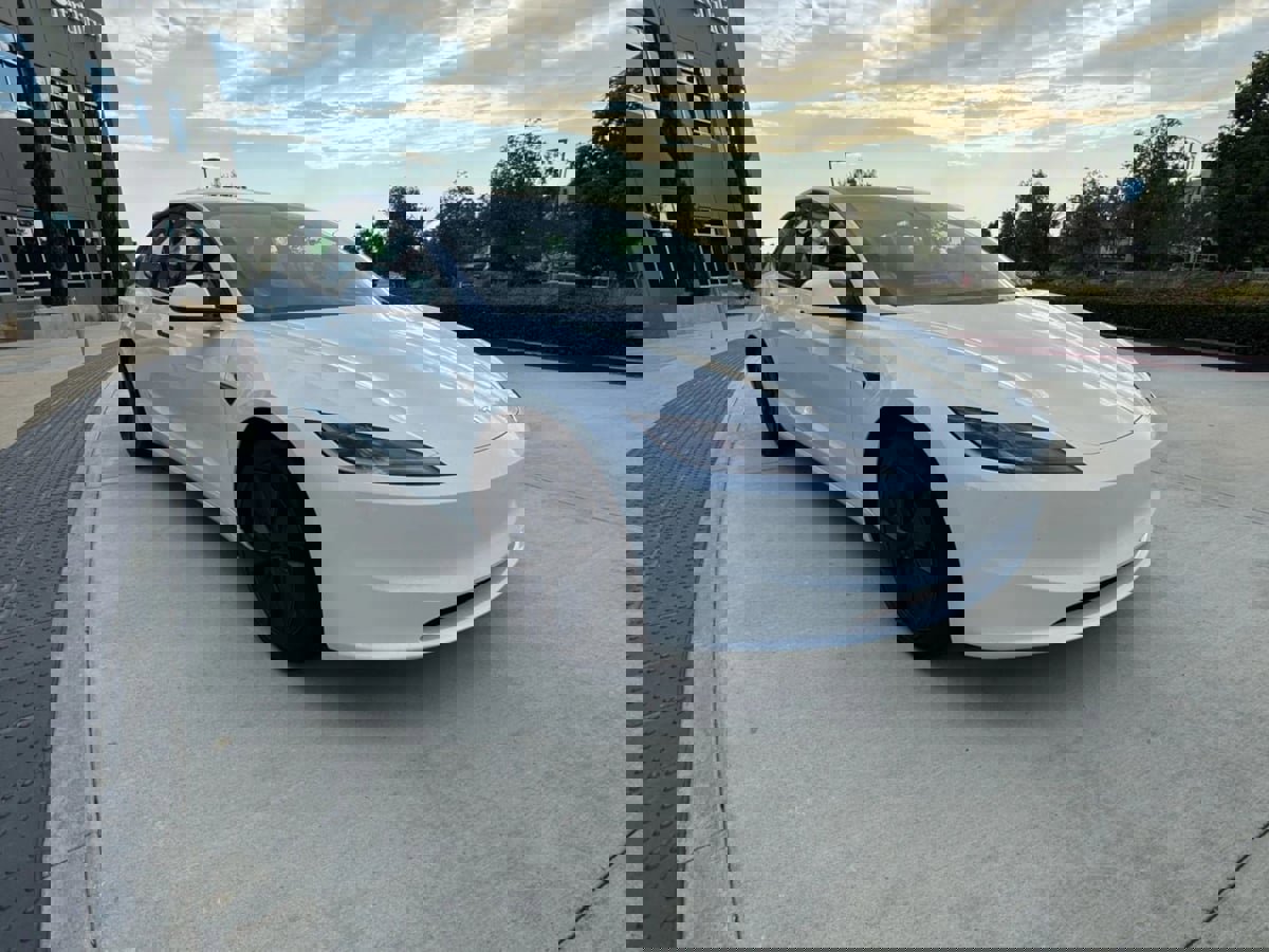 Used 2024 Tesla Model 3 Long Range image 3