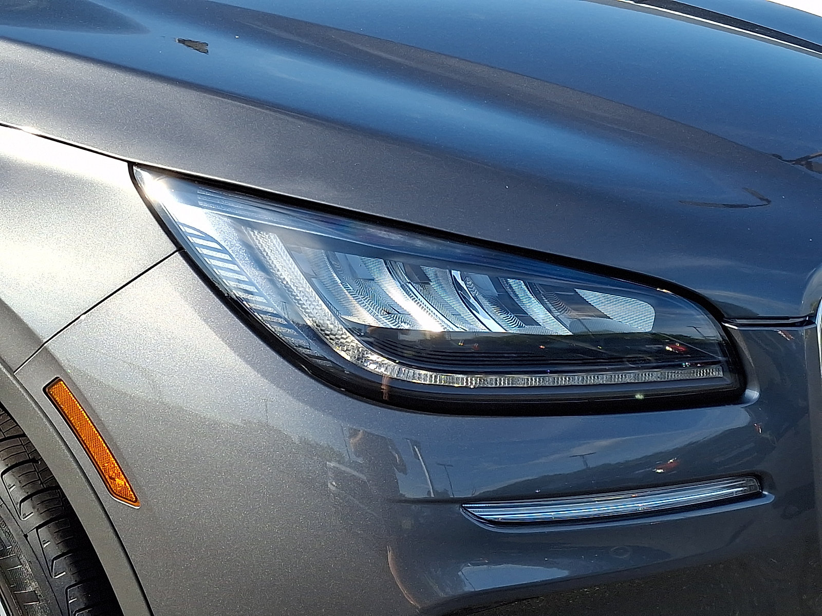Certified 2023 Lincoln Corsair AWD w/ Equipment Group 101A image 9