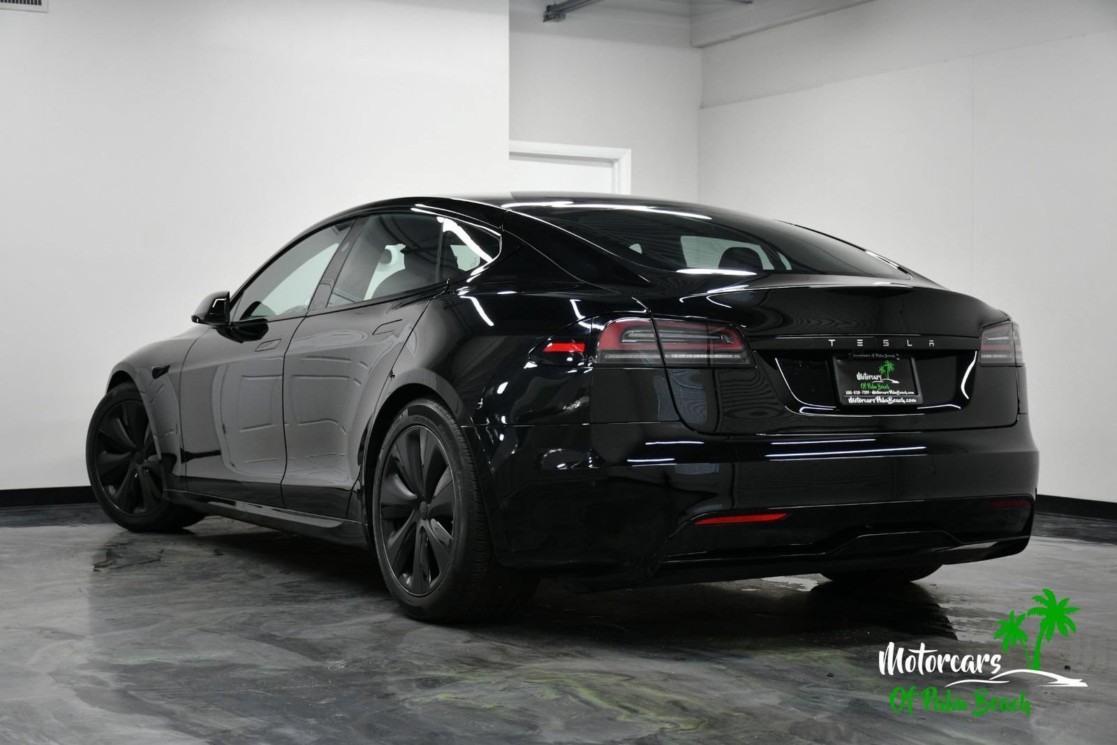 Used 2024 Tesla Model S AWD/4WD image 7