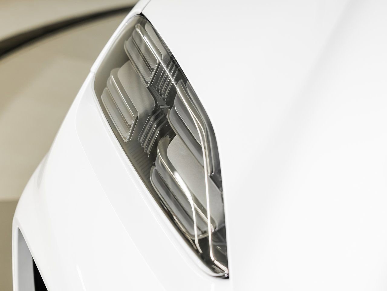 New 2026 Porsche Macan 4S Electric AWD/4WD image 13