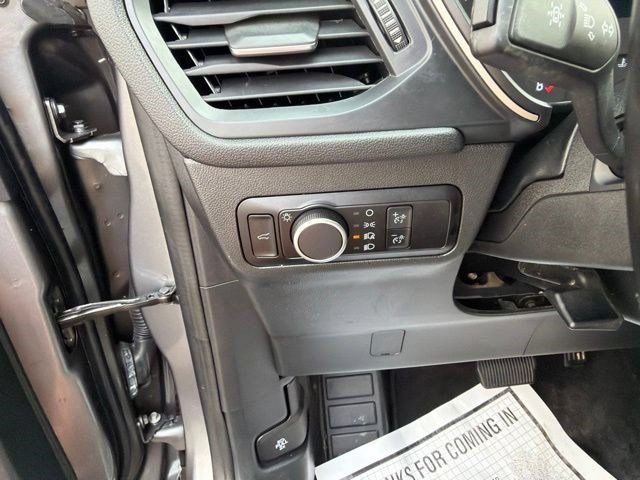 Used 2022 Ford Escape SE w/ Convenience Package FWD image 19