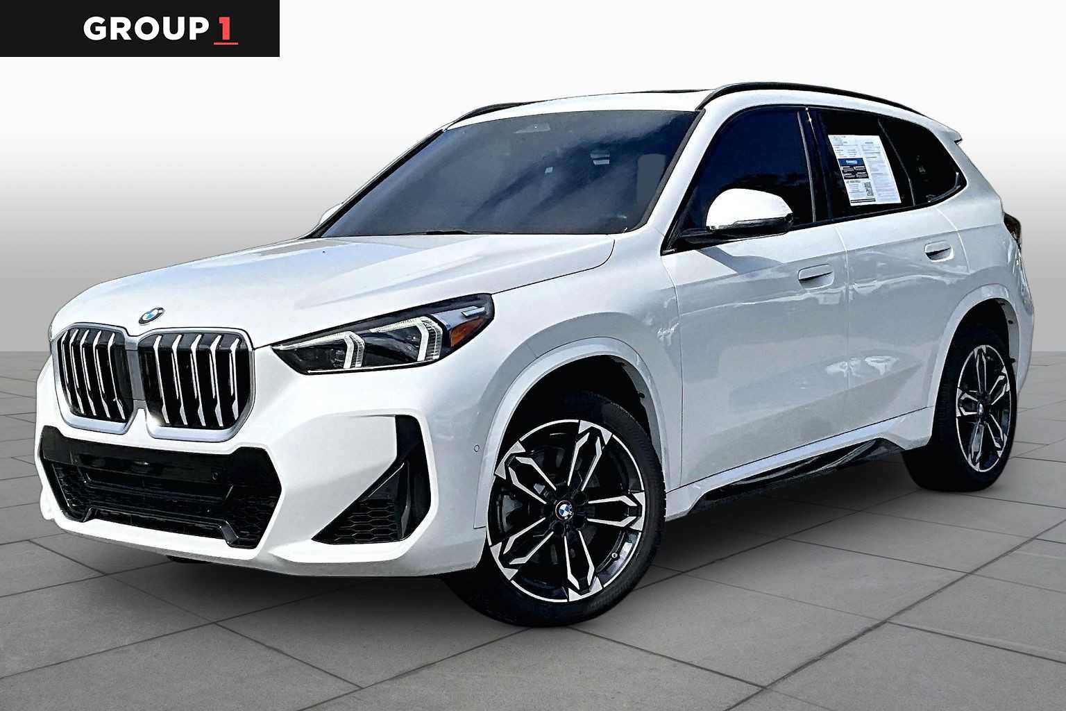Used 2023 BMW X1 xDrive28i w/ M Sport Package AWD/4WD image 1