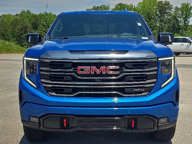 Used 2023 GMC Sierra 1500 AT4 w/ AT4 Premium Package AWD/4WD image 8