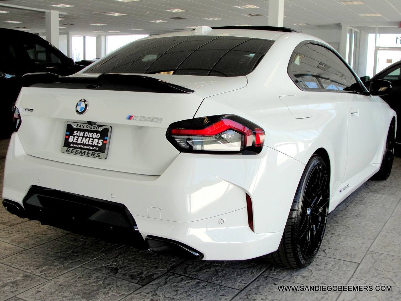 Used 2025 BMW M240i xDrive Coupe AWD/4WD image 73