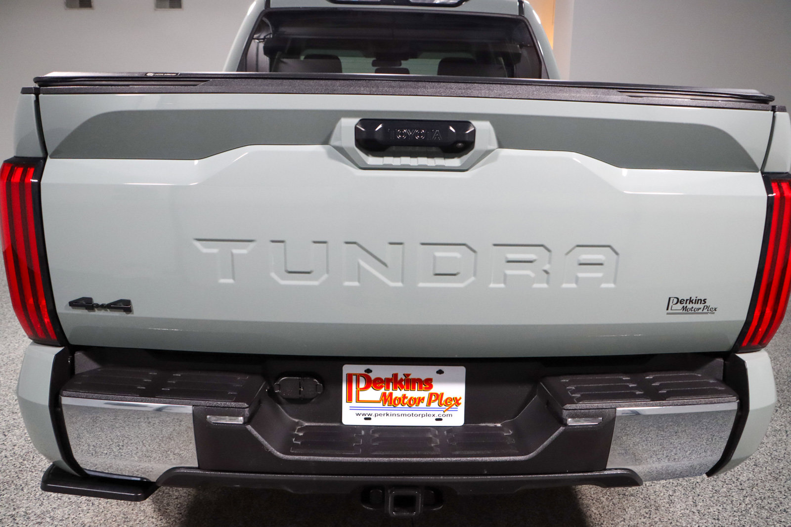 Used 2024 Toyota Tundra SR5 w/ TRD Off-Road Package image 9