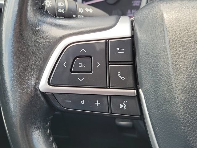Used 2023 Toyota Highlander XLE AWD/4WD image 26