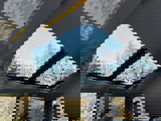 Used 2025 Ford F350 Lariat w/ FX4 Off-Road Package image 24