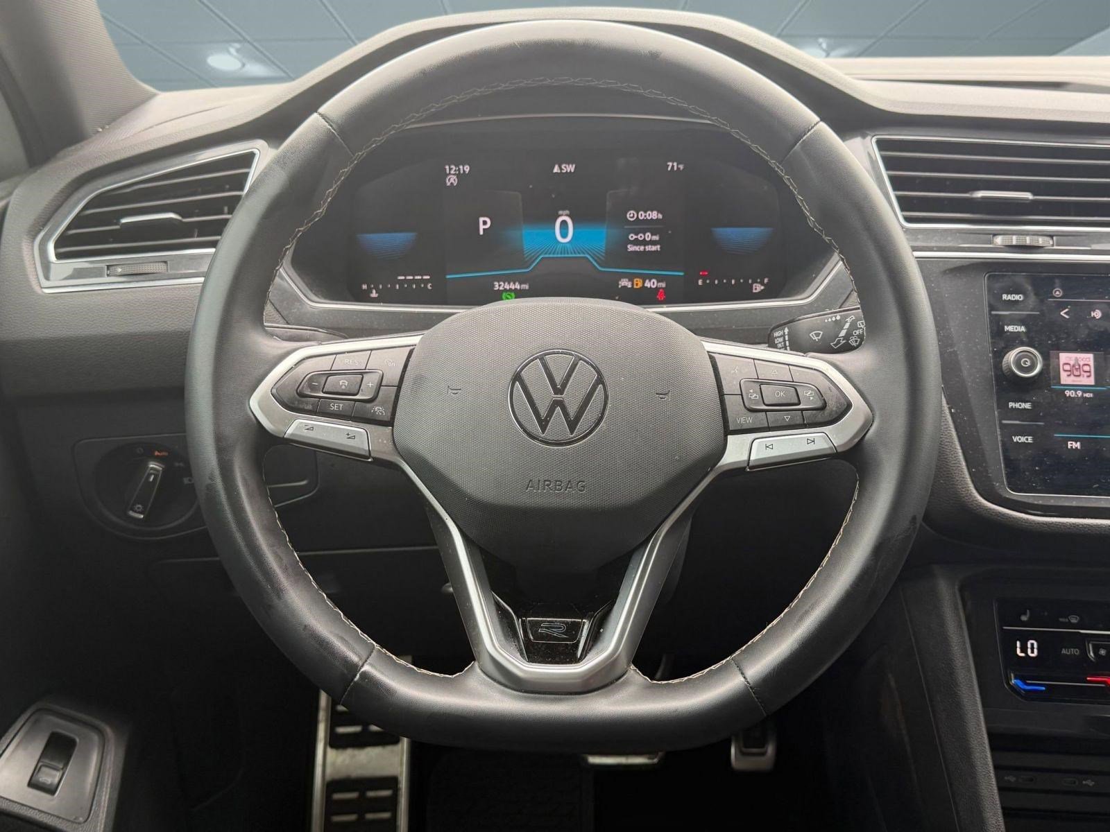 Used 2023 Volkswagen Tiguan SE R-Line FWD image 14