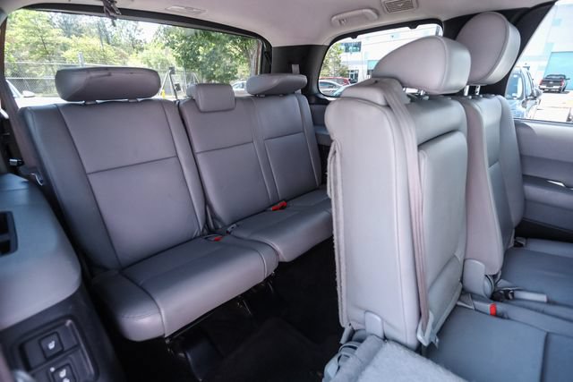 Used 2015 Toyota Sequoia Limited AWD/4WD image 46