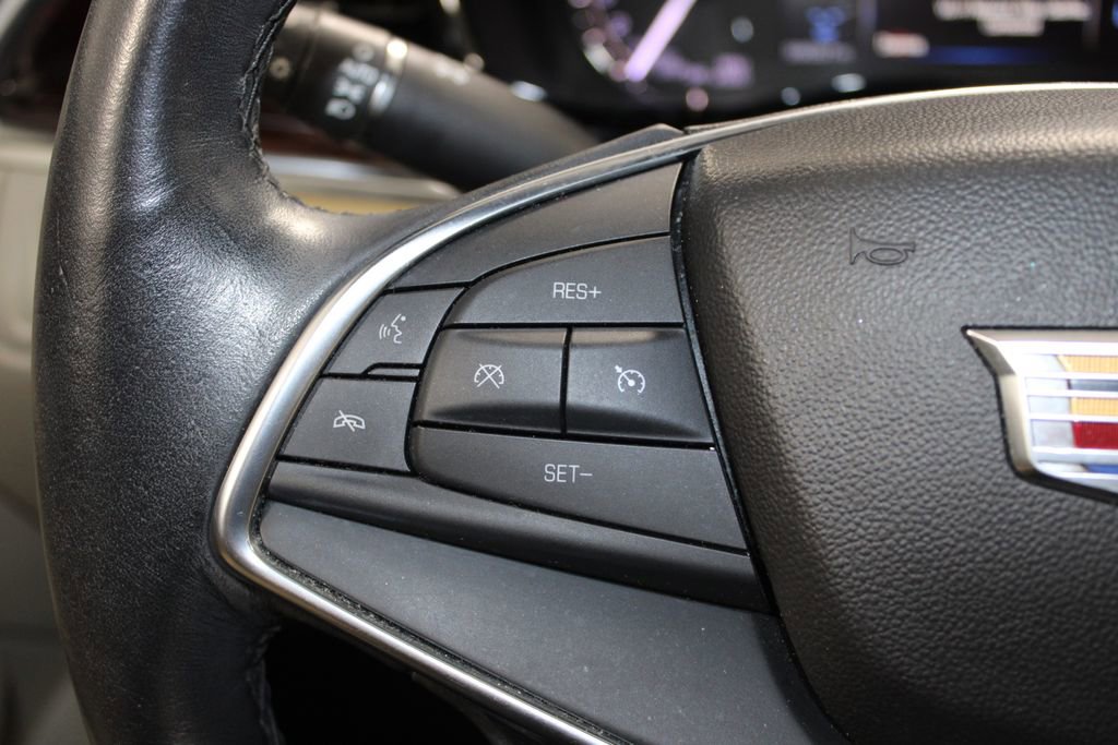Used 2018 Cadillac XT5 Premium Luxury FWD image 22