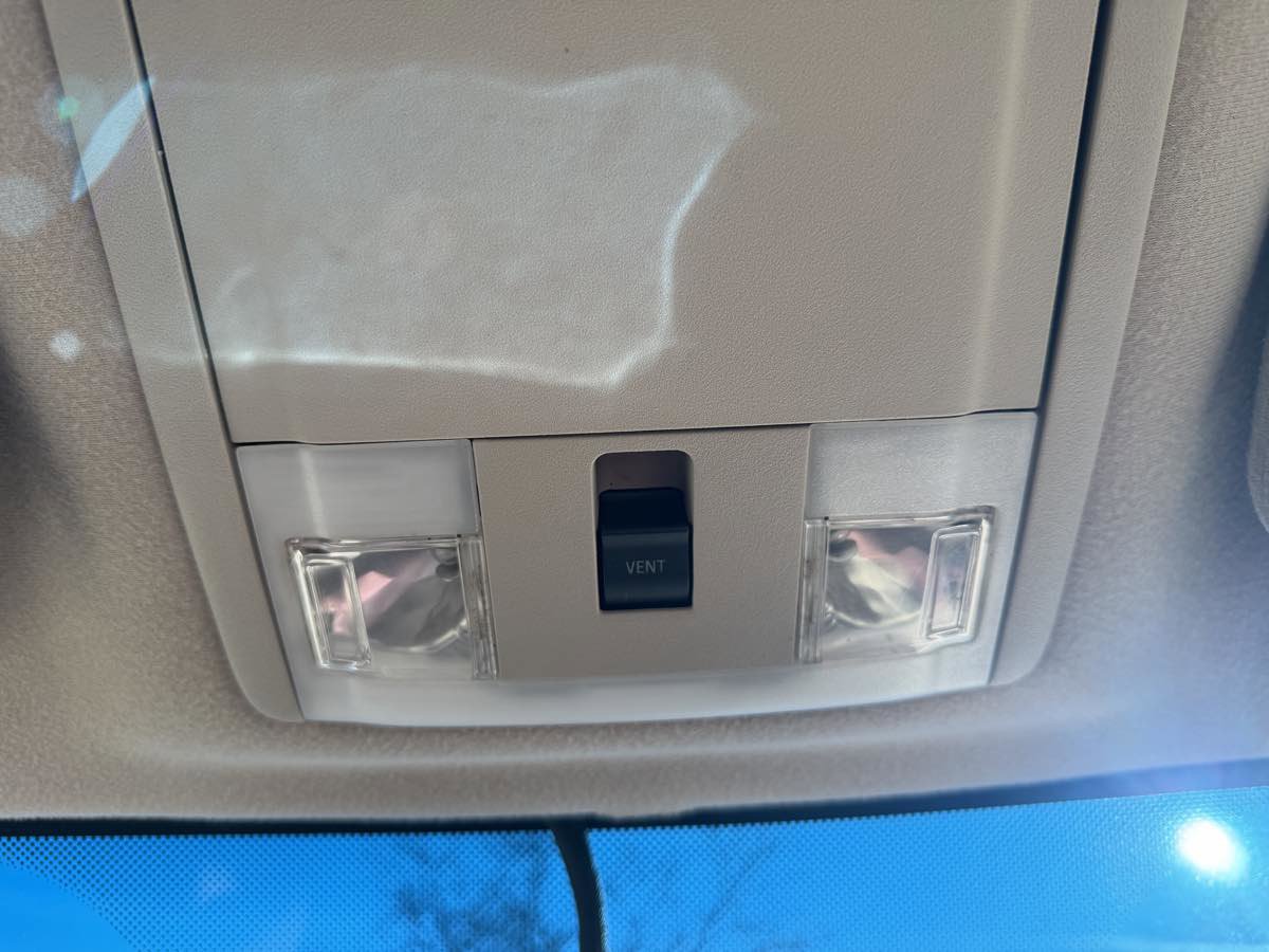 Used 2013 Ford Expedition XLT image 36