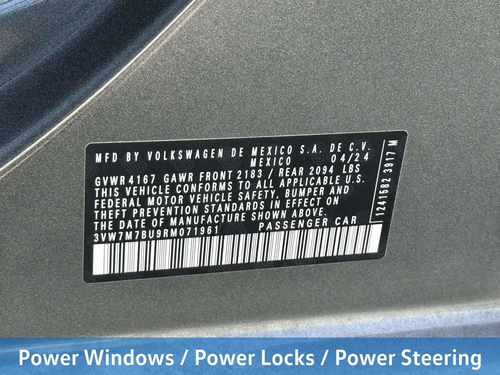 Certified 2024 Volkswagen Jetta SE w/ Panoramic Sunroof Package image 12