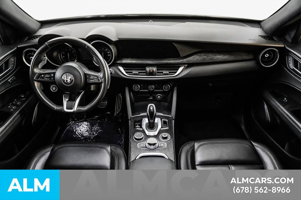 Used 2022 Alfa Romeo Stelvio Sprint image 24