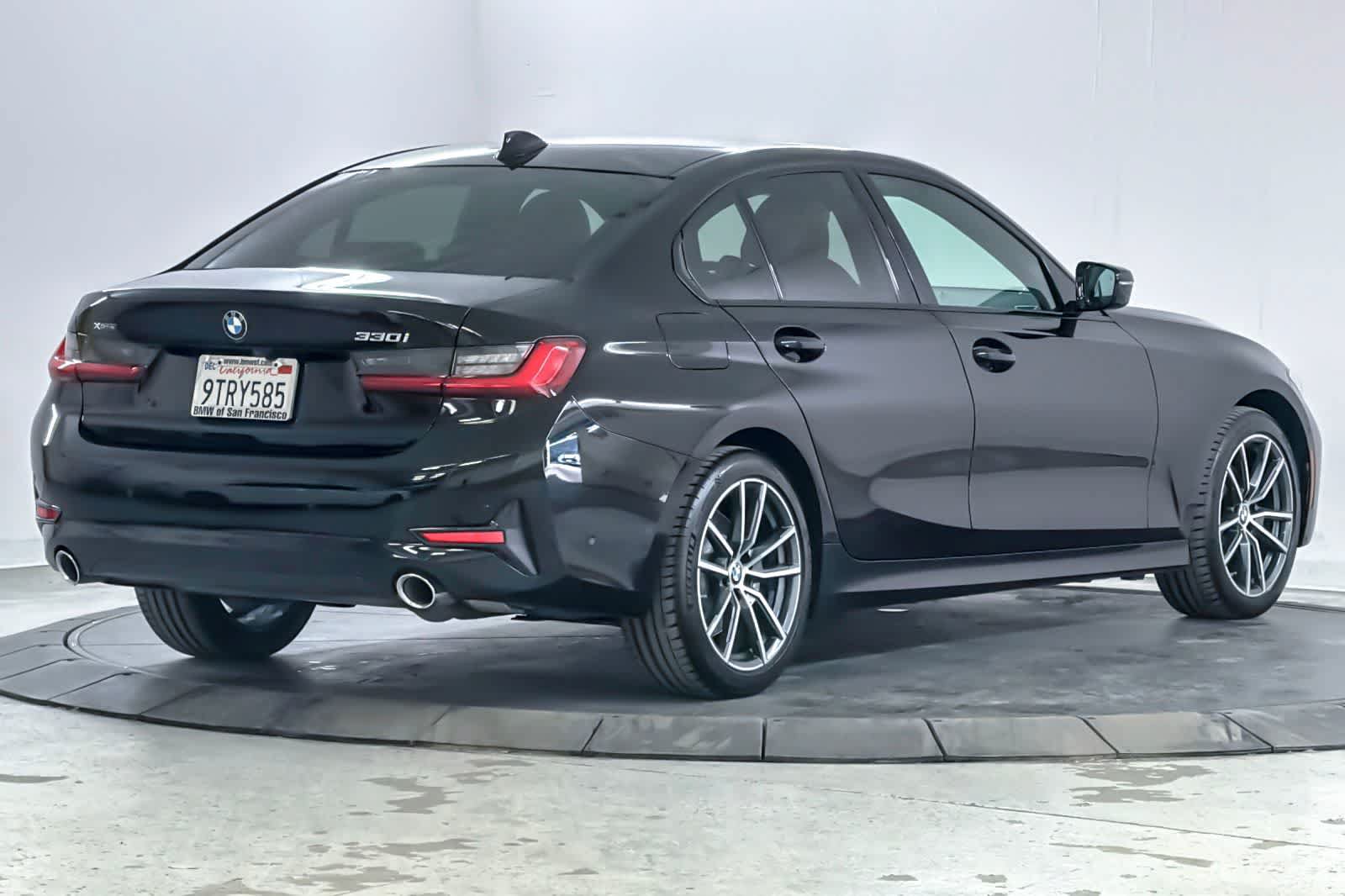 Used 2021 BMW 330i xDrive Sedan AWD/4WD image 2