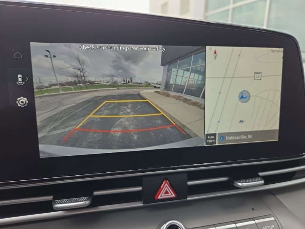 Used 2023 Hyundai Elantra SEL w/ Convenience Package image 42