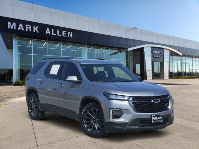 Used 2023 Chevrolet Traverse RS w/ LPO, Floor Liner Package AWD/4WD image 1