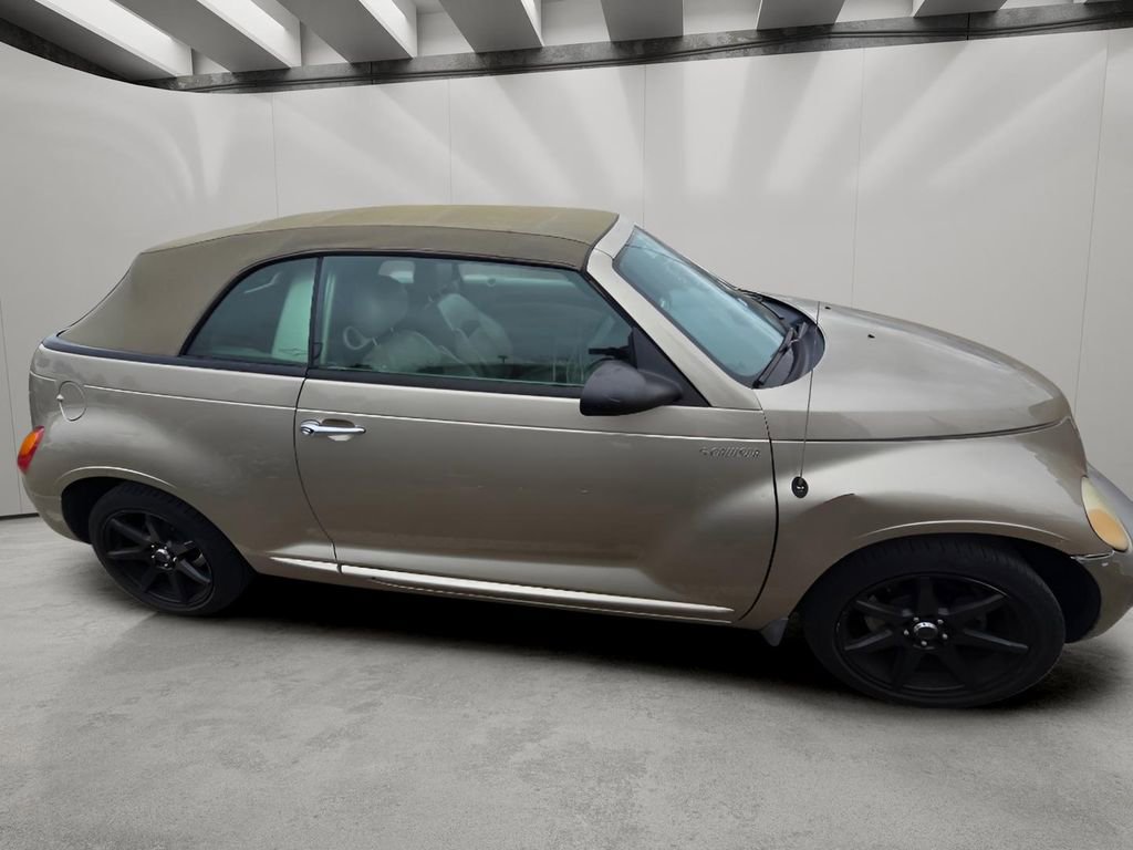 Used 2005 Chrysler PT Cruiser GT image 5