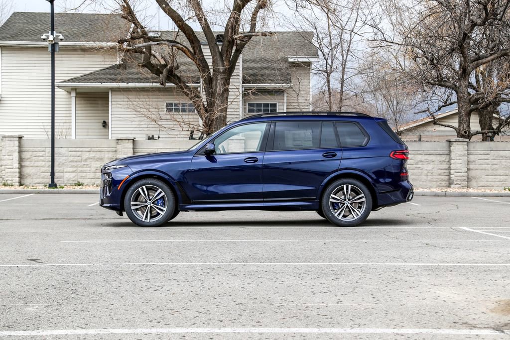 New 2026 BMW X7 xDrive40i w/ Executive Package image 2