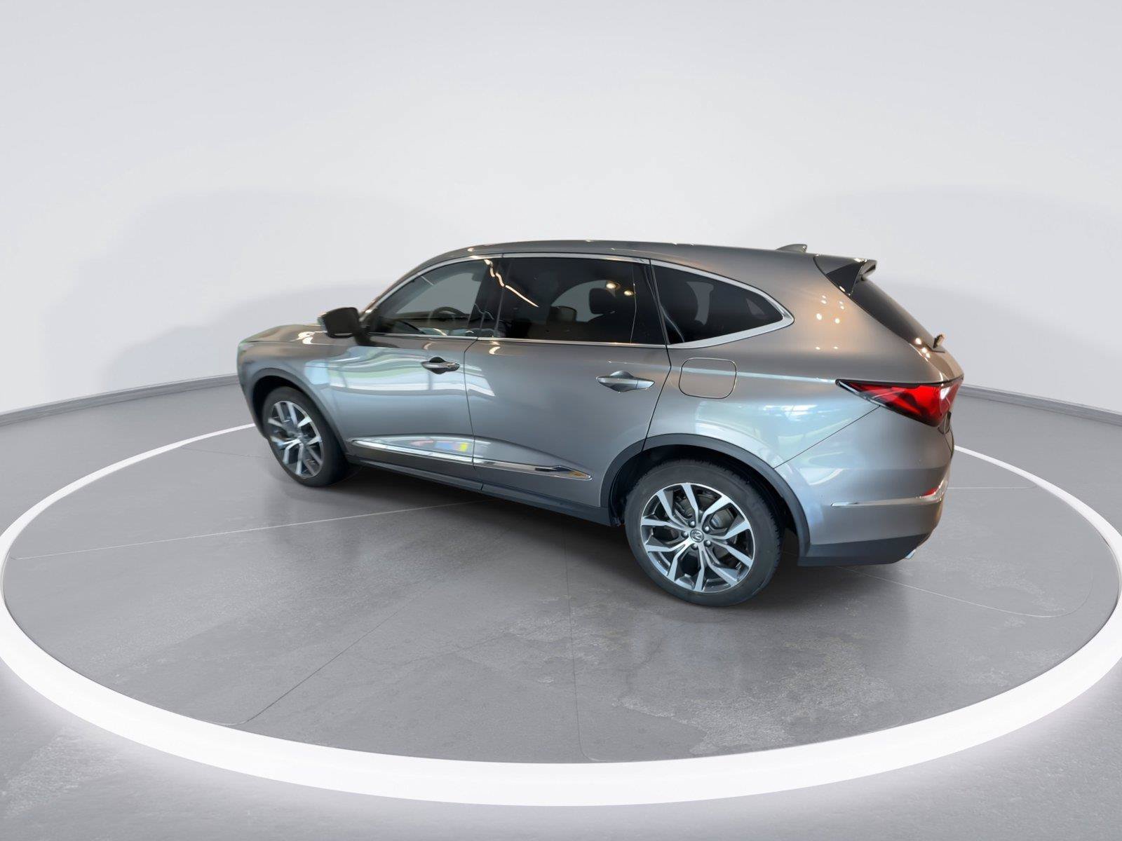 Used 2024 Acura MDX SH-AWD w/ Technology Package image 6