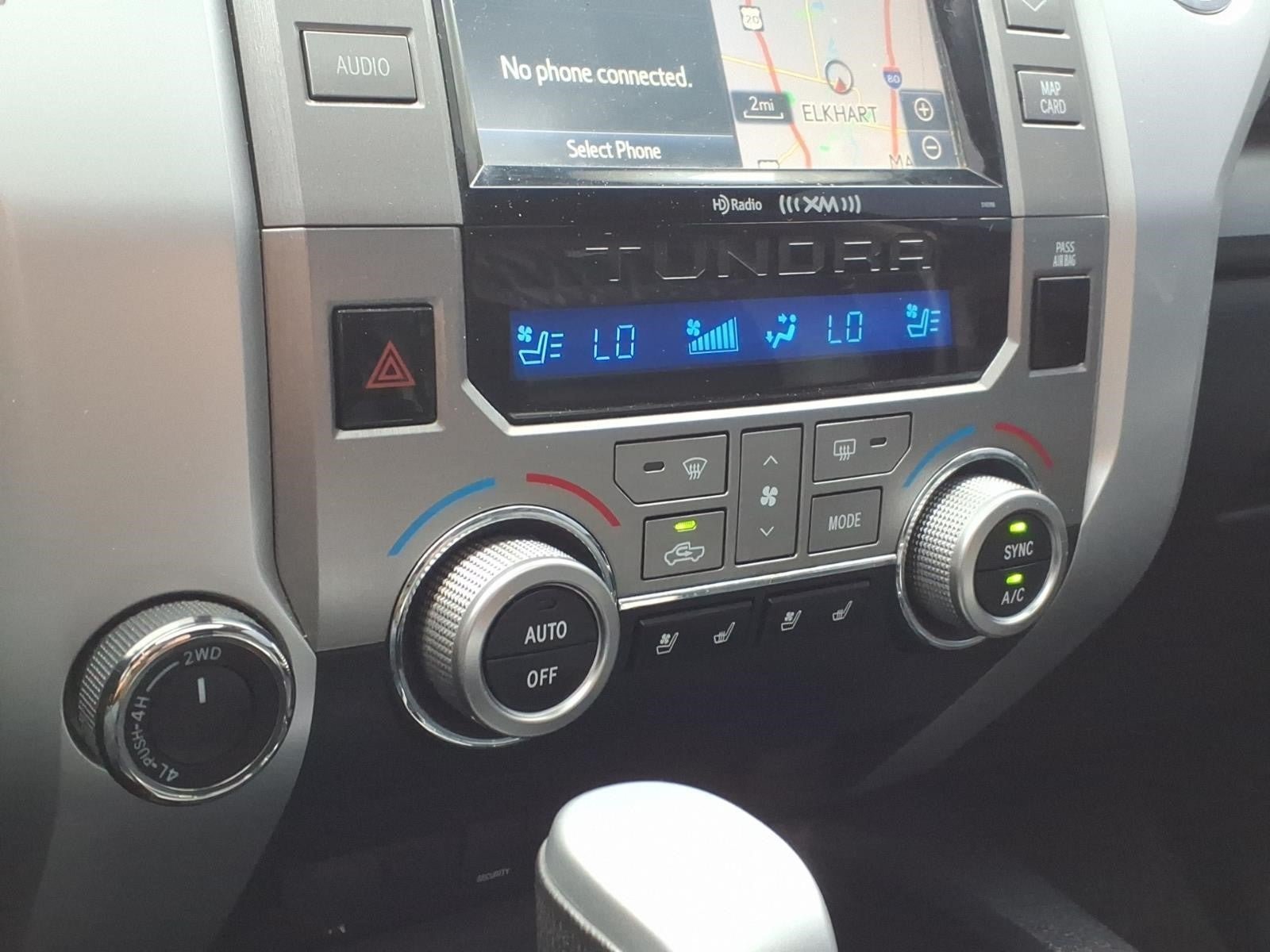 Used 2019 Toyota Tundra Platinum AWD/4WD image 17