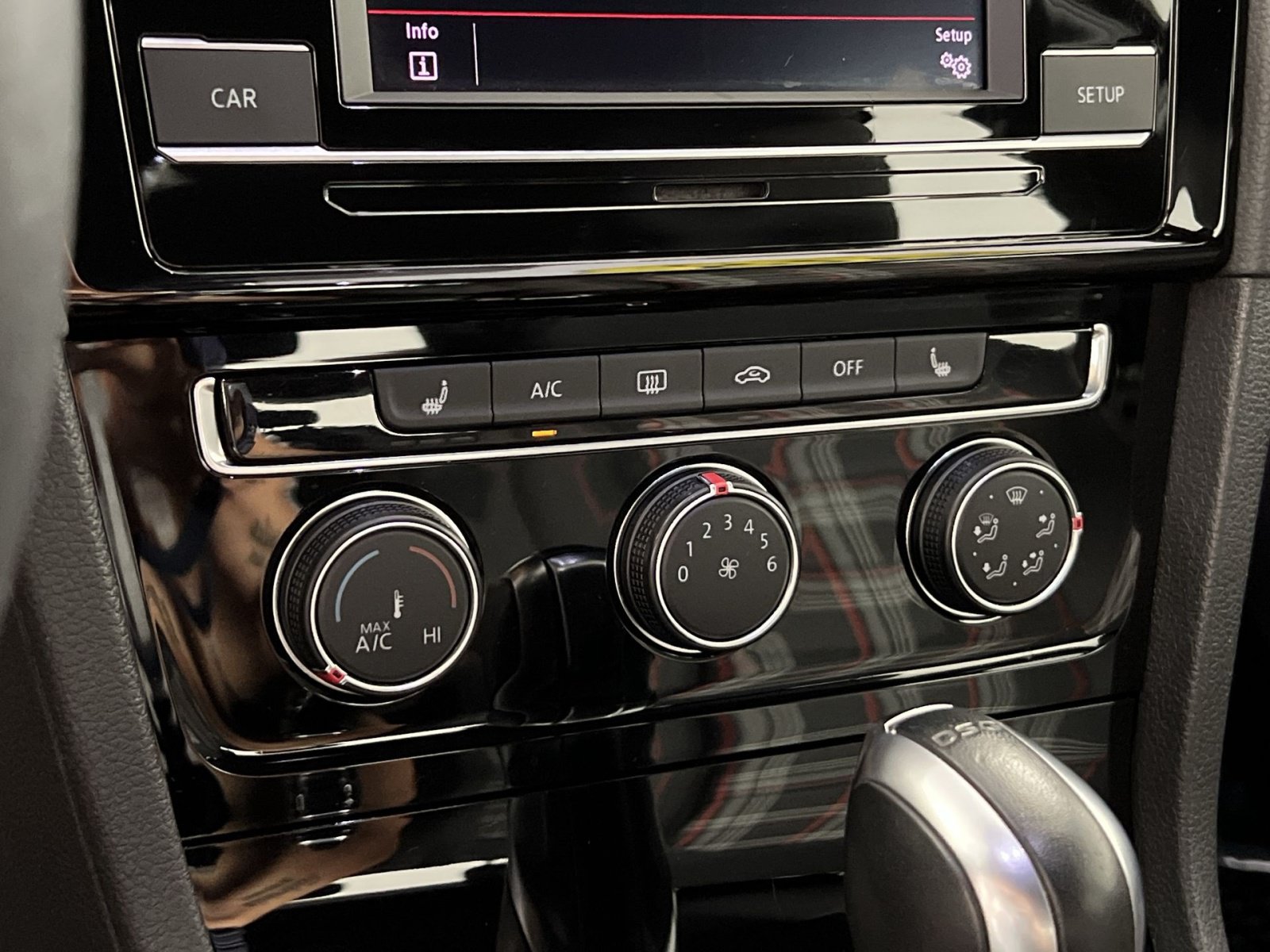 Used 2018 Volkswagen GTI S FWD image 22