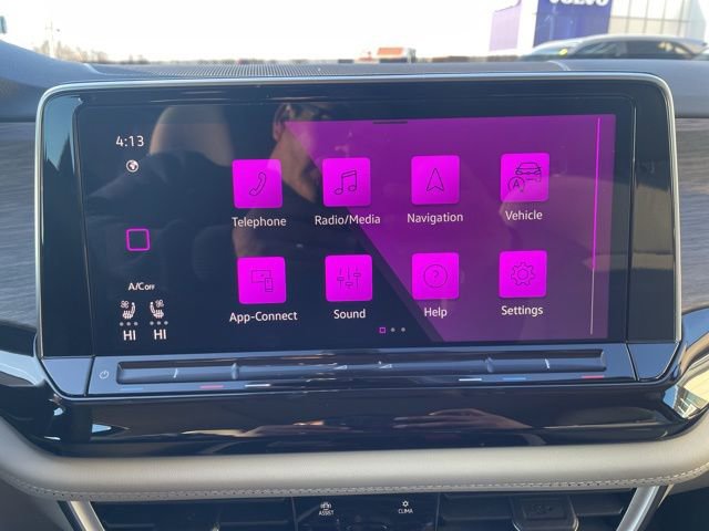 Certified 2025 Volkswagen Atlas SEL image 17